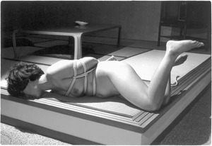 V054 荒尾慶子c